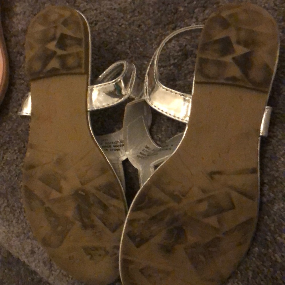 Sandal - Picture 2 of 2